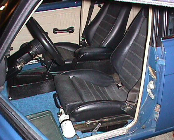 1972 Datsun 510 interior